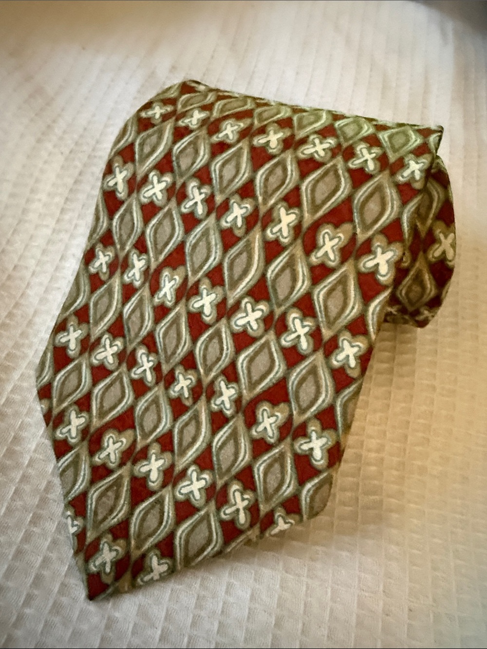 Vintage Joseph Abboud Red and Gold Geometric Men's Silk Tie
